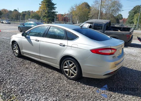2015 Ford Fusion Se z USA, uszkodzony, nr VIN 1FA6P0H77F5118846